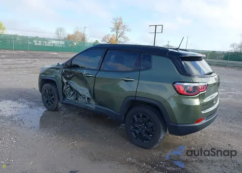 2021 Jeep Compass Freedom 4X4 from USA, damaged, VIN 3C4NJDAB8MT591567